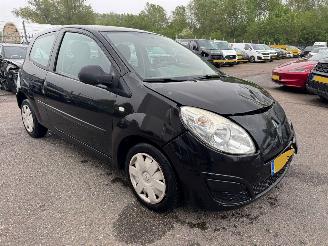 Damaged car Renault Twingo 1.2 Authentique 2008/5