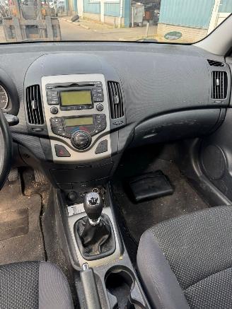 Hyundai I-30 CW 1.4i i-Motion picture 12