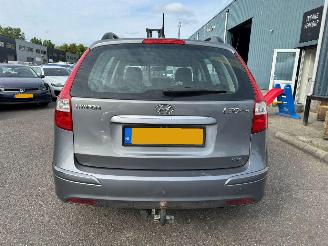 Hyundai I-30 CW 1.4i i-Motion picture 4