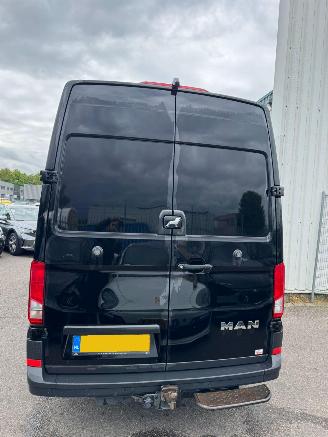 MAN TGE 35 2.0 Extra Lang L5 Hoog 140 PK picture 4