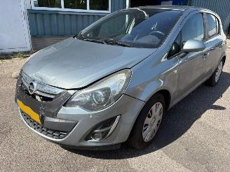skadebil auto Opel Corsa 1.3 CDTi EcoFlex S/S Cosmo 2014/6