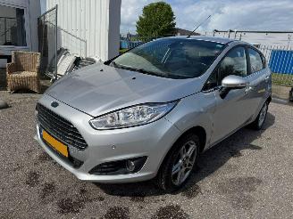 Voiture accidenté Ford Fiesta 1.0 EcoBoost Titanium 2013/1