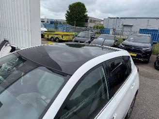 Toyota Auris 1.8 AUTOMAAT Hybrid Executive picture 7