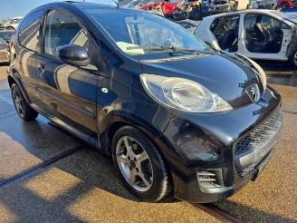Peugeot 107 107, Hatchback, 2005 / 2014 1.0 12V picture 8