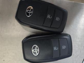 Auto da rottamare Toyota Yaris Yaris IV (P21/PA1/PH1), Hatchback, 2020 1.5 12V Hybrid 115 2023/9