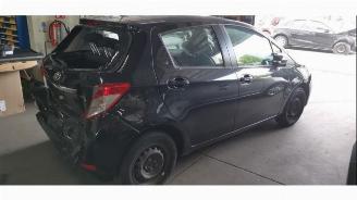 Toyota Yaris Yaris III (P13), Hatchback, 2010 / 2020 1.0 12V VVT-i picture 4