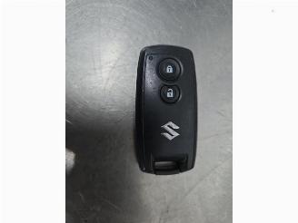 Coche siniestrado Suzuki Swift Swift (ZA/ZC/ZD1/2/3/9), Hatchback, 2005 / 2011 1.3 VVT 16V 2006/5