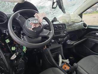 Volkswagen Up! Up! (121), Hatchback, 2011 1.0 12V 60 picture 12