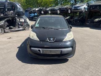 Salvage car Peugeot 107 107, Hatchback, 2005 / 2014 1.0 12V 2006/3