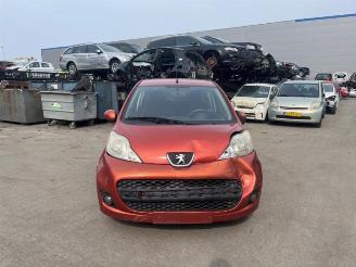 Peugeot 107 107, Hatchback, 2005 / 2014 1.0 12V picture 2