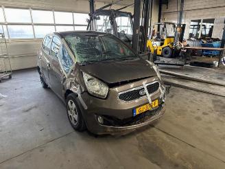 Salvage car Kia Venga Venga, MPV, 2010 / 2019 1.4 CVVT 16V 2012/5