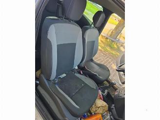 Renault Clio Clio III (BR/CR), Hatchback, 2005 / 2014 1.2 16V 75 picture 13