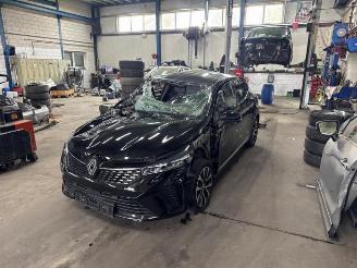 rozbiórka samochody osobowe Renault Clio Clio V (RJAB), Hatchback 5-drs, 2019 1.0 TCe 90 12V 2024/4
