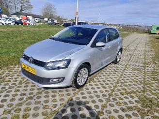 Schadeauto Volkswagen Polo 1.2 TDI 104000 km !!! 2011/6