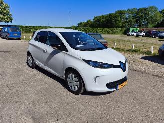 Damaged car Renault Zoé ZOE ELEKTRISCH 43 KW 2013/7