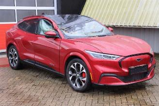 Uttjänta bilar auto Ford USA Mustang Mustang Mach-E, SUV, 2020 98kWh AWD 2021/5