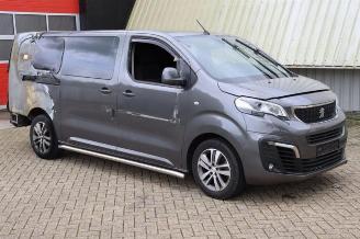 Coche siniestrado Peugeot Expert Expert (V1/VA/VB/VE/VF/VT/VY), Van, 2016 2.0 Blue HDi 180 16V 2018/4