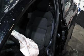 Renault Clio Clio V (RJAB), Hatchback 5-drs, 2019 1.6 E-Tech 145 16V picture 22