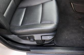 BMW 5-serie 5 serie (F10), Sedan, 2009 / 2016 523i 24V picture 31