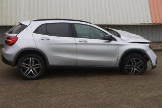 Mercedes GLA GLA (156.9), SUV, 2013 / 2019 1.6 180 16V picture 2