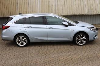 Vrakbiler auto Opel Astra Astra K Sports Tourer, Combi, 2015 / 2022 1.0 Turbo 12V 2016/10
