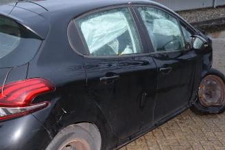Peugeot 208 208 I (CA/CC/CK/CL), Hatchback, 2012 / 2019 1.6 Blue HDi 100 picture 34