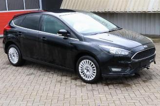 Autoverwertung Ford Focus Focus 3, Hatchback, 2010 / 2020 1.0 Ti-VCT EcoBoost 12V 100 2017/6