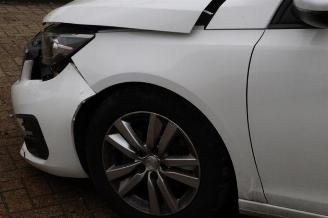 Peugeot 308 308 SW (L4/L9/LC/LJ/LR), Combi 5-drs, 2014 / 2021 1.5 BlueHDi 130 picture 32