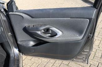 Toyota Yaris Cross Yaris Cross (PB1/PJ1), SUV, 2020 1.5 12V Hybrid 115 picture 12