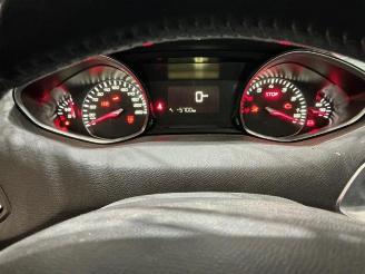 Peugeot 308 308 SW (L4/L9/LC/LJ/LR), Combi 5-drs, 2014 / 2021 1.2 12V e-THP PureTech 130 picture 28