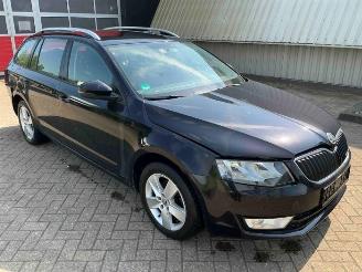demontáž osobní automobily Skoda Octavia Octavia Combi (5EAC), Combi 5-drs, 2012 / 2020 1.6 TDI Greenline 16V 2014/3