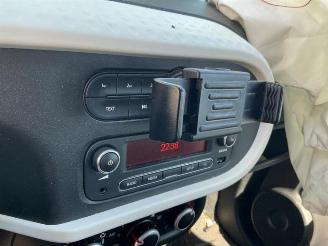 Renault Twingo Twingo III (AH), Hatchback 5-drs, 2014 1.0 SCe 70 12V picture 33