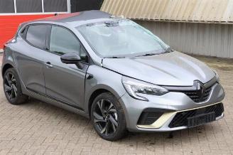 Uttjänta bilar auto Renault Clio Clio V (RJAB), Hatchback 5-drs, 2019 1.6 E-Tech 145 16V 2023/6