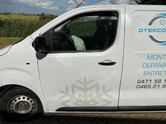 Peugeot Expert Expert (V1/VA/VB/VE/VF/VT/VY), Van, 2016 2.0 Blue HDi 145 16V picture 16