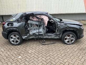 Salvage car Mazda MX-30 MX-30, SUV, 2020 e-SkyActiv 145 2021/5