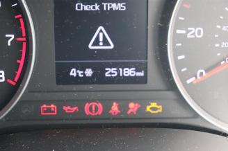 Kia Stonic Stonic (YB), SUV, 2017 1.0i T-GDi 12V picture 22