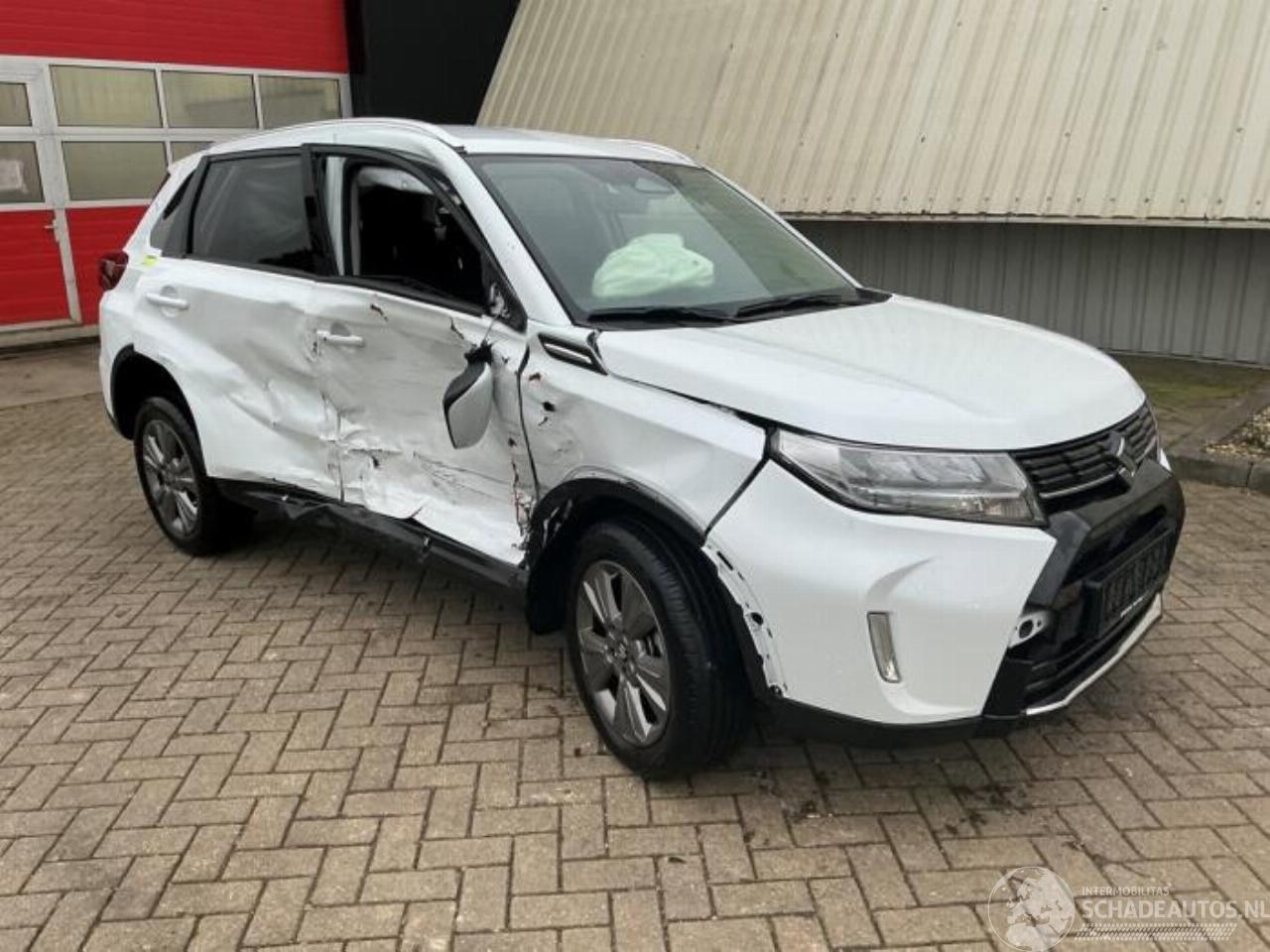 Suzuki Vitara Vitara (LY/MY), SUV, 2015 1.4 Booster Jet Turbo 16V SHVS