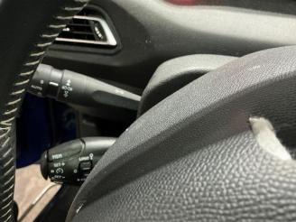 Peugeot 308 308 (L3/L8/LB/LH/LP), Hatchback 5-drs, 2013 / 2021 1.2 12V e-THP PureTech 110 picture 15