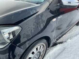 Volkswagen Up! Up! (121), Hatchback, 2011 1.0 12V 75 picture 25