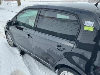 Volkswagen Up! Up! (121), Hatchback, 2011 1.0 12V 75 picture 17