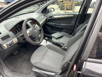 Opel Astra 1.4 TEMPTATION picture 8