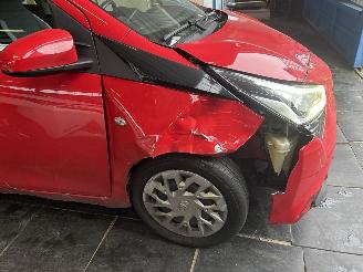 Toyota Aygo 1.0 VVT-I X-PLAY picture 5