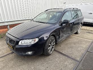 Volvo V-70 2.0 D3  Dynamic Edition picture 4