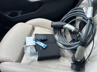 BMW 3-serie 330e BUSINESS EDITION PLUS picture 13