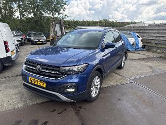 krockskadad bil auto Volkswagen T-Cross 1.0 TSI Life, 2023/4