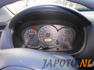 Honda Civic Civic (EP/EU), Hatchback 3-drs, 2000 / 2005 1.4 16V picture 11