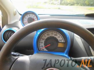 Toyota Aygo Aygo (B10), Hatchback, 2005 / 2014 1.0 12V VVT-i picture 13