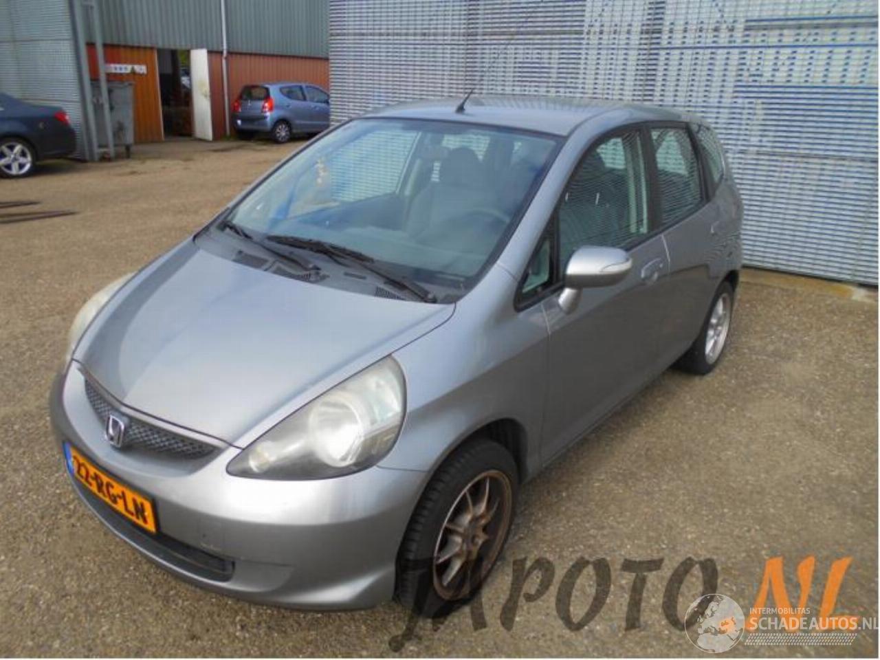 Honda Jazz Jazz (GD/GE2/GE3), Hatchback, 2002 / 2008 1.3 i-Dsi