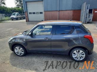 Suzuki Swift Swift (ZC/ZD), Hatchback 5-drs, 2017 1.2 Dual Jet 16V picture 2