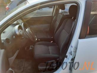 Daihatsu Sirion Sirion 2 (M3), Hatchback, 2005 1.0 12V DVVT picture 10
